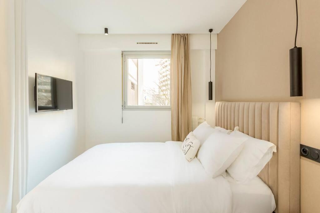 Luxurious 3 Min Walk From Eiffel Tower Apartment Paris Exterior photo